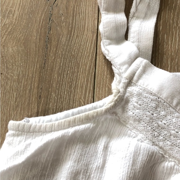 American Eagle Outfitters Lace Detailed Tiered Ruffle Top in White Size M - Picture 8 of 11